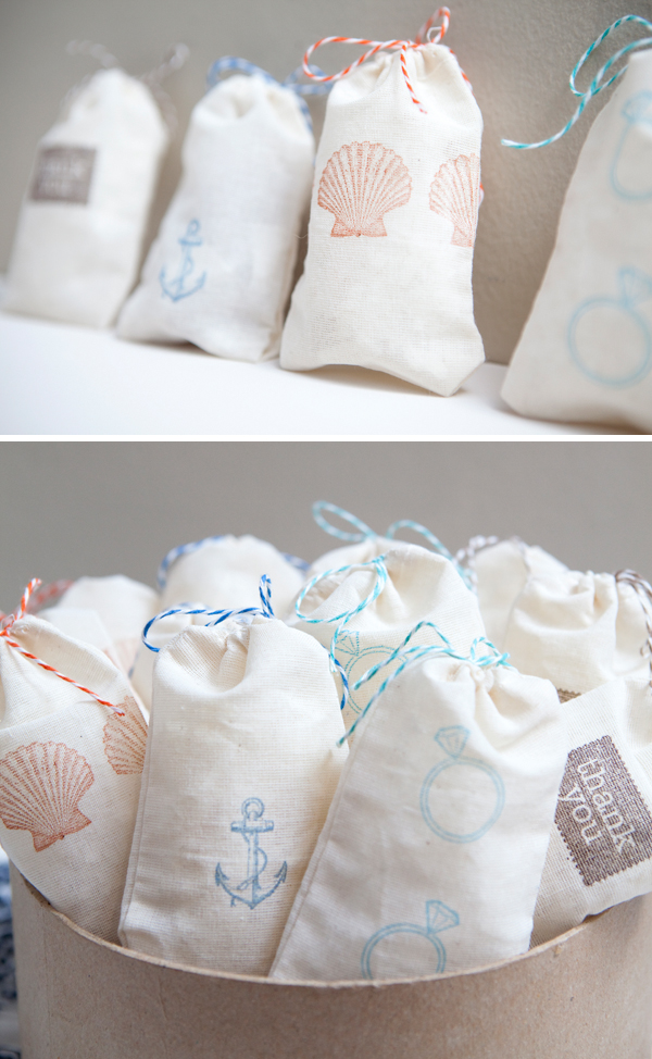 hand-stamped muslin favor bags diy tutorial