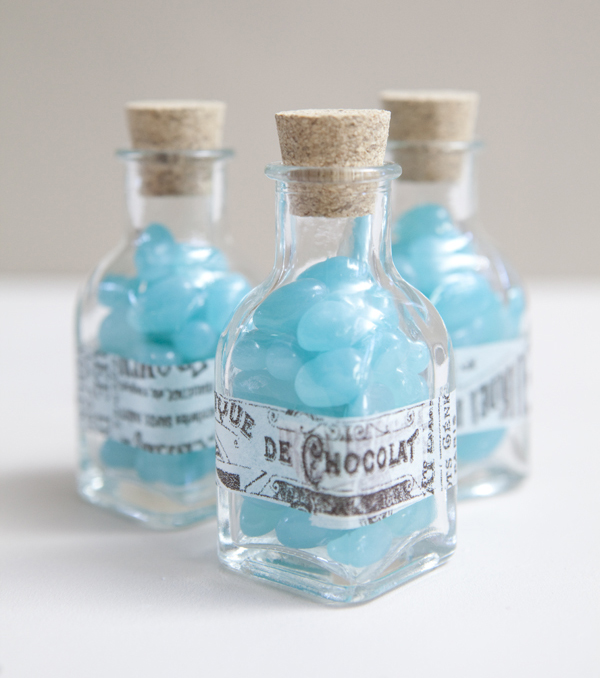 DIY turquoise jelly bean wedding favors