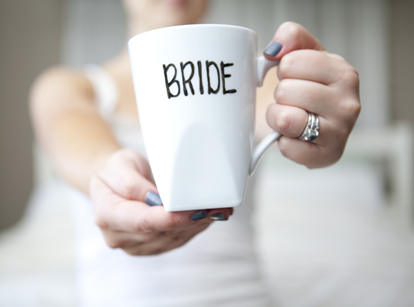 DIY bride and groom coffee mugs
