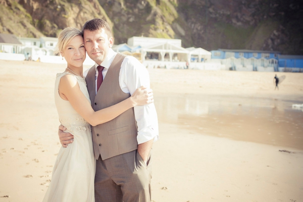 ST_uk-wedding-photography-charlene-morton-photography-beach-elopement_0019.jpg