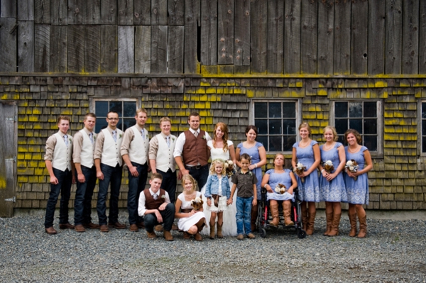 ST-Kristy-Klaassen_Photography-rustic-barn-wedding_0052.jpg