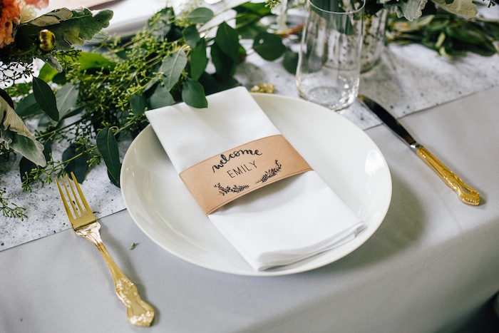Free printable name tags for wedding guests.