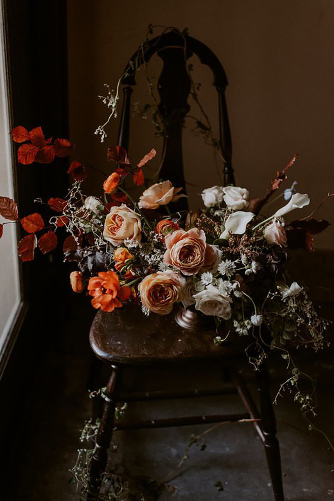 Moody and peach fall bridal bouquet. 