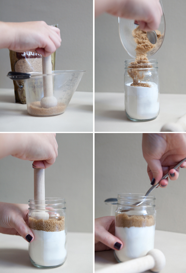 ST_DIY_Mason_Jar_Cookie_Mix_Gift10.jpg