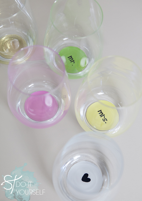 ST_DIY_mr_mrs_painted_stemless_wine_glasses_