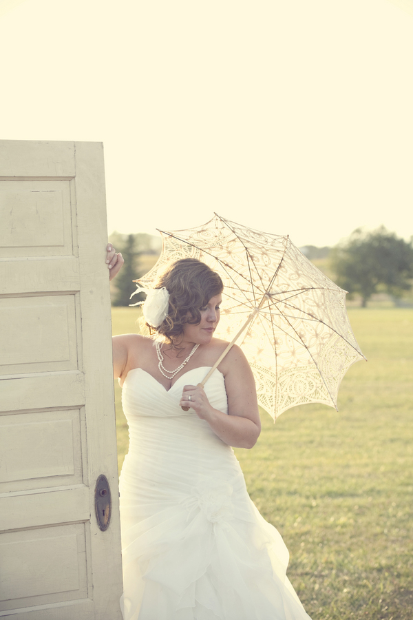 ST_Red_Bloom_Photography_rustic_wedding_12a