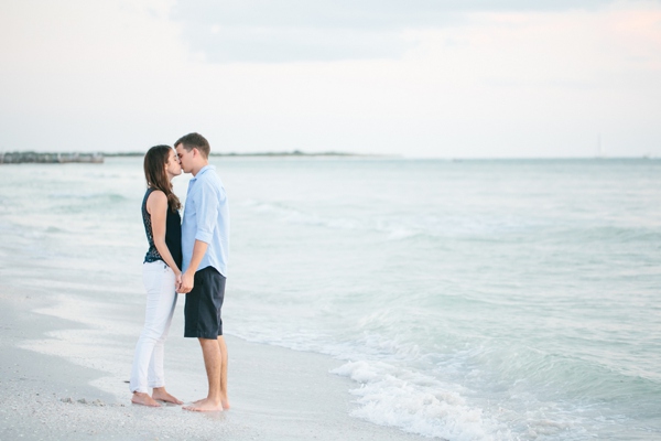 ST_Carrie_Wildes_Photography_beach_engagement_0001.jpg