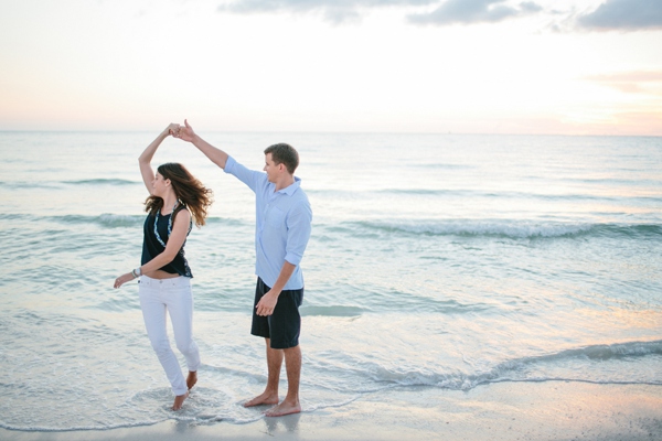 ST_Carrie_Wildes_Photography_beach_engagement_0010.jpg