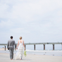 beach-wedding-bride-groom