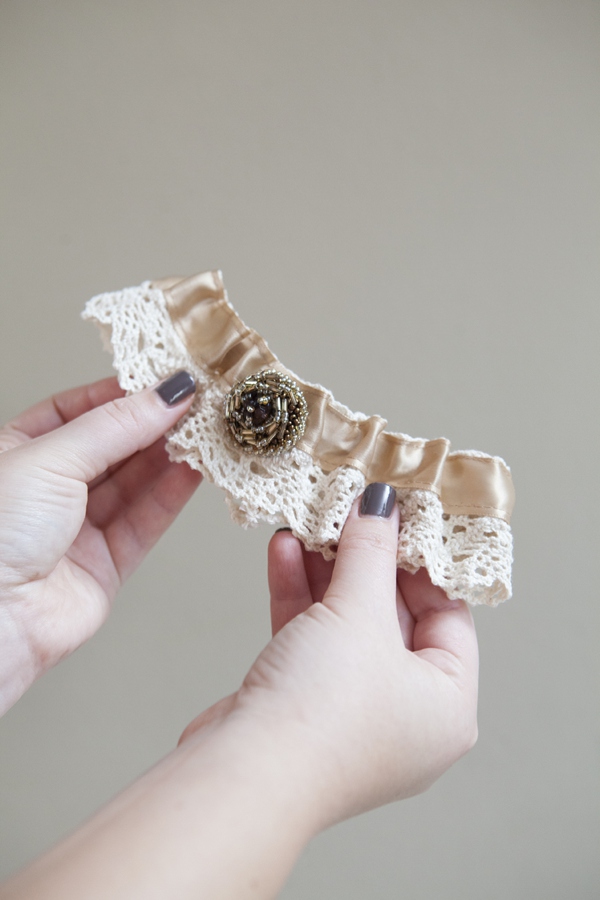 🧵 Making Lace Wedding Garter for My Client × Wedding Garter Using Scrap  Lace × Sewing Tutorial 