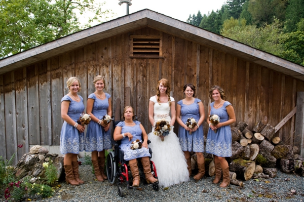 ST-Kristy-Klaassen_Photography-rustic-barn-wedding_0010.jpg