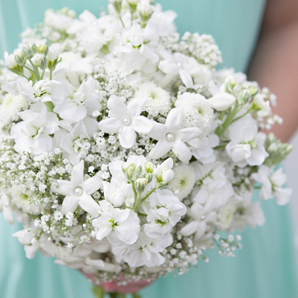 How to Use Baby's Breath in Bouquets and Other Wedding Flowers