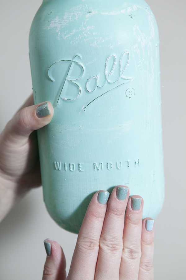 SomethingTurquoise_12MonthsofMartha_distressed_chalkboard_mason_jars_0015.jpg