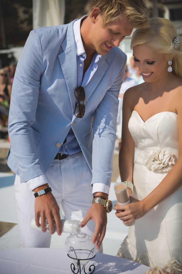 SomethingTurquoise-DIY-beach-wedding-Tony-Gambino-Photography_0026.jpg