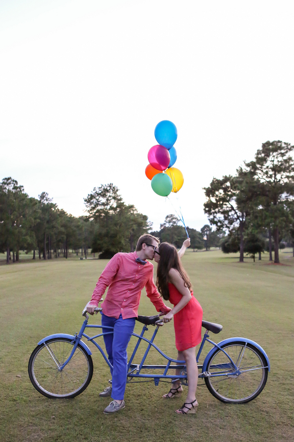 engagement balloons bike kiss