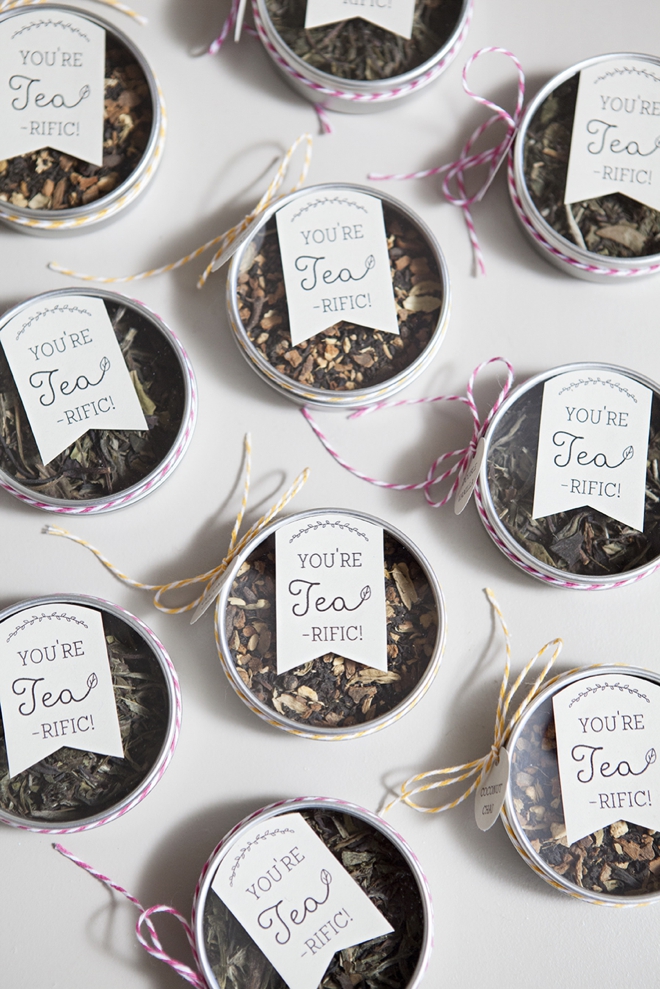 Make your own tea tin wedding favors!