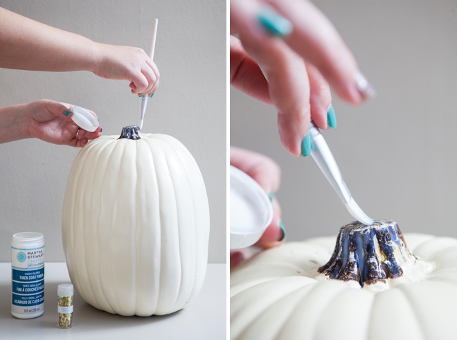 Learn how to DIY a darling pumpkin guest book!