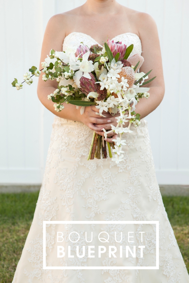 White fall wedding bouquet