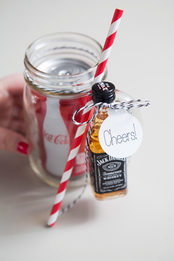 Easy Mason Jar Cocktail Gift - Simple Sips