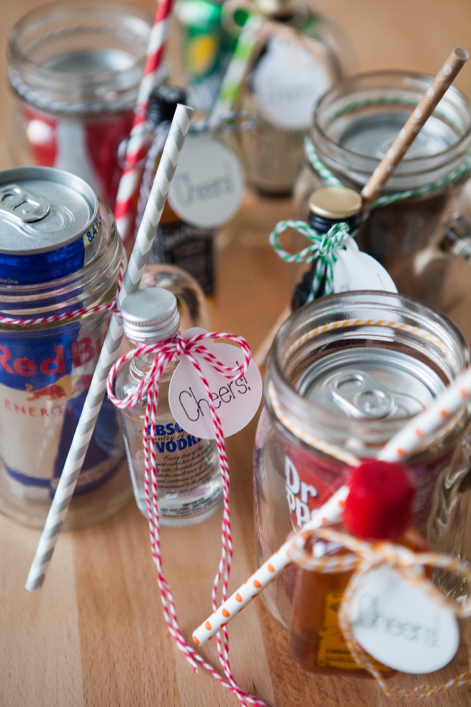 20 DIY Cocktail Mason Jar Gift Ideas