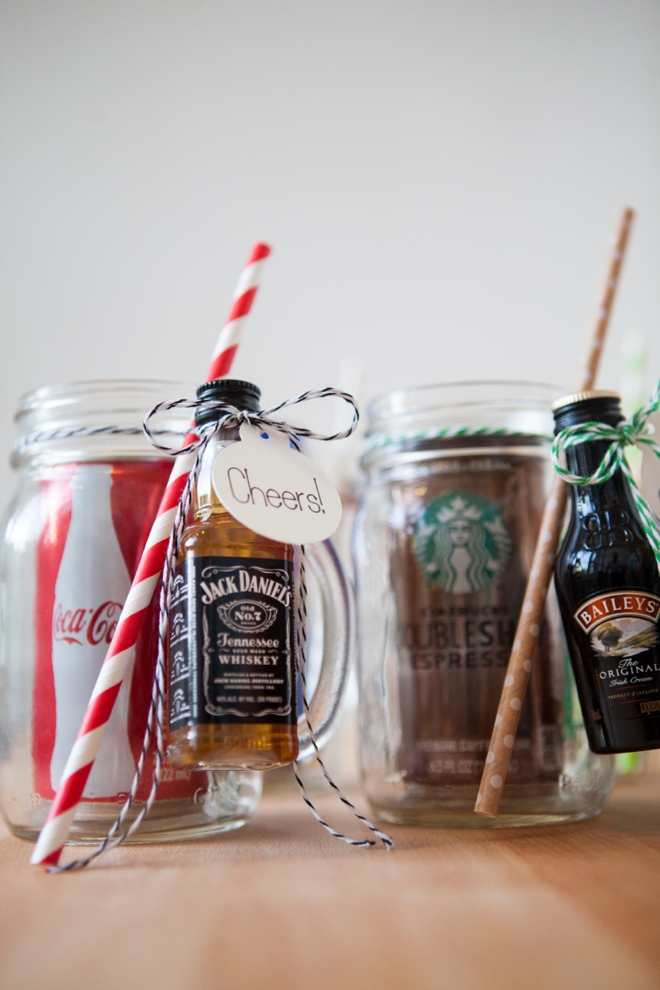 Easy Mason Jar Cocktail Gift - Simple Sips