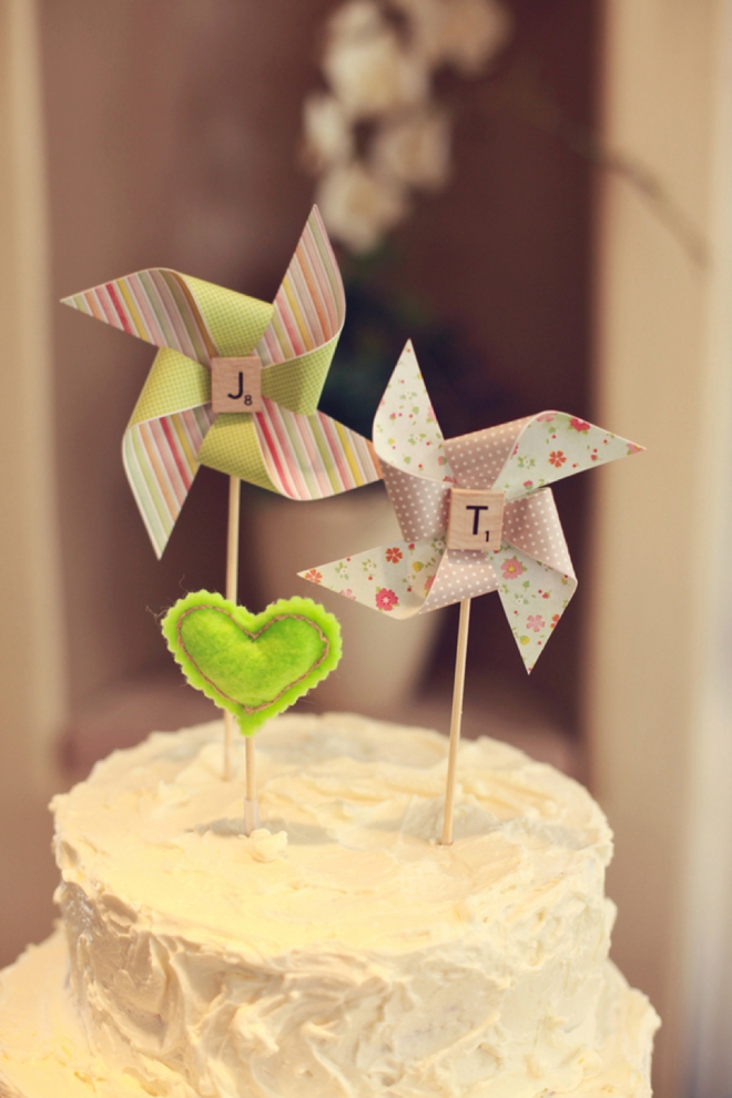 Pinwheel cake topper