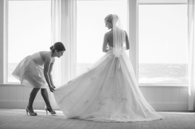 Gorgeous wedding "getting ready" shot