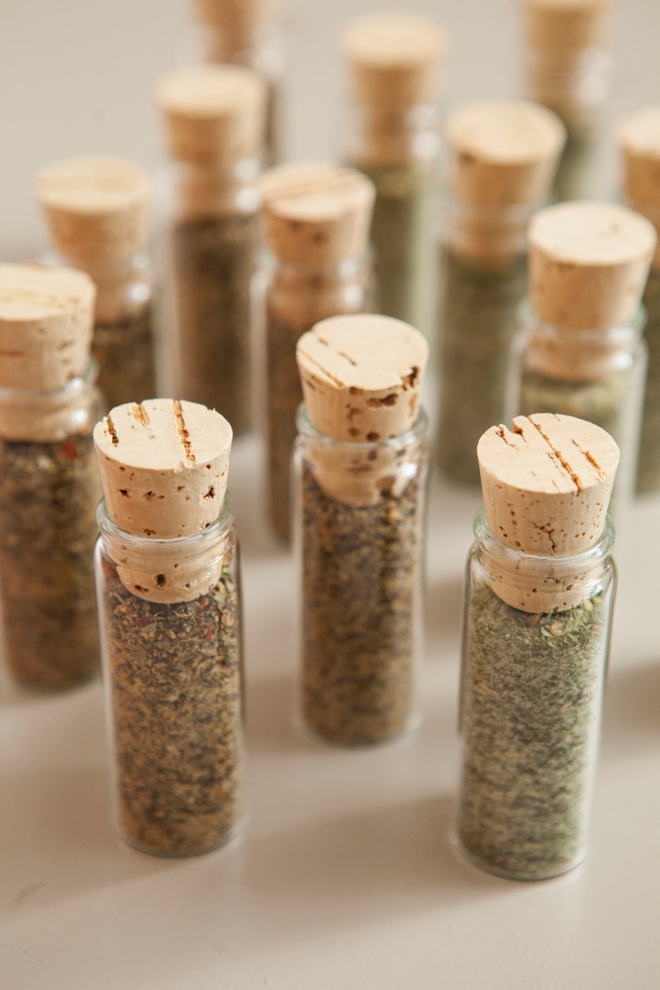 Make your own adorable spice dip mix wedding favors!