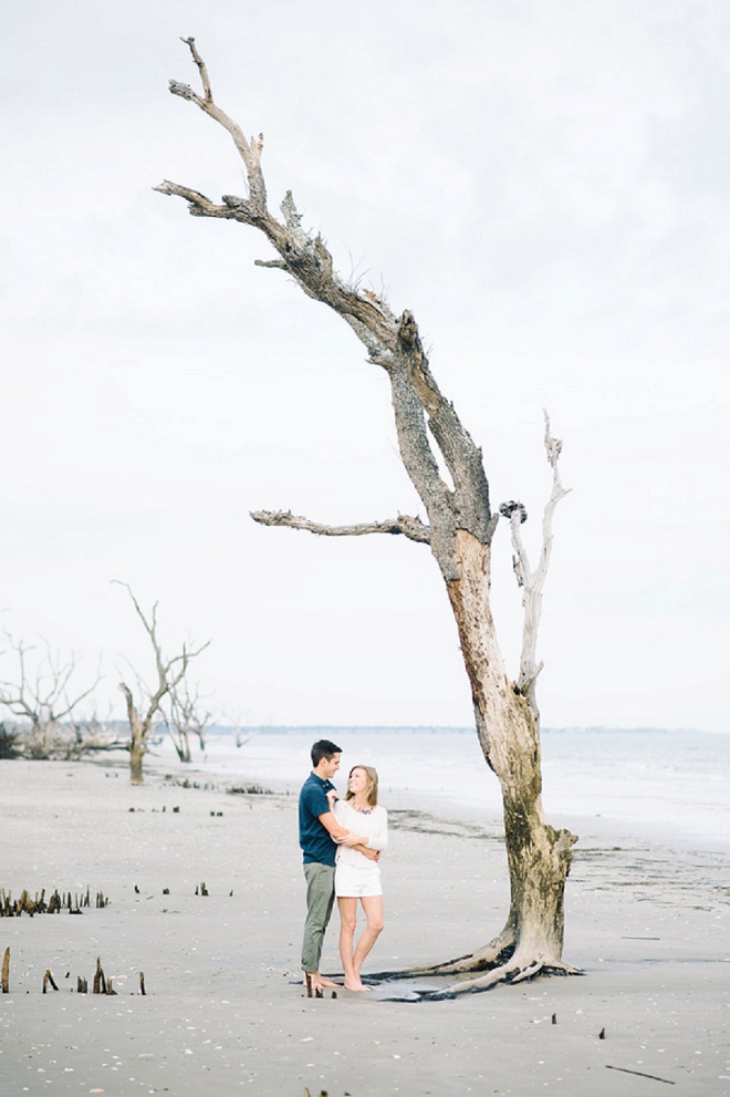 We're in love with this dreamy Charleston beach engagement!