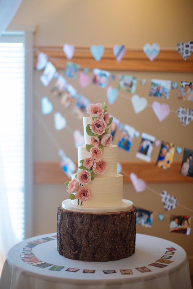 Beautiful rustic wedding cake