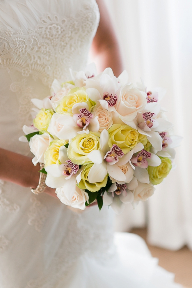 Rose and orchid wedding bouqeut