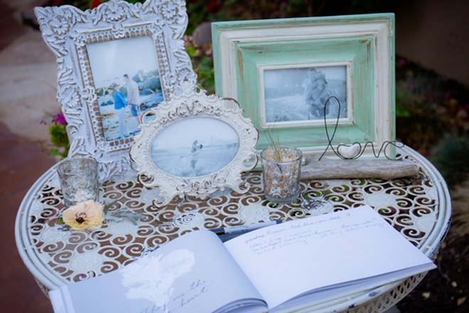 Guest book table display