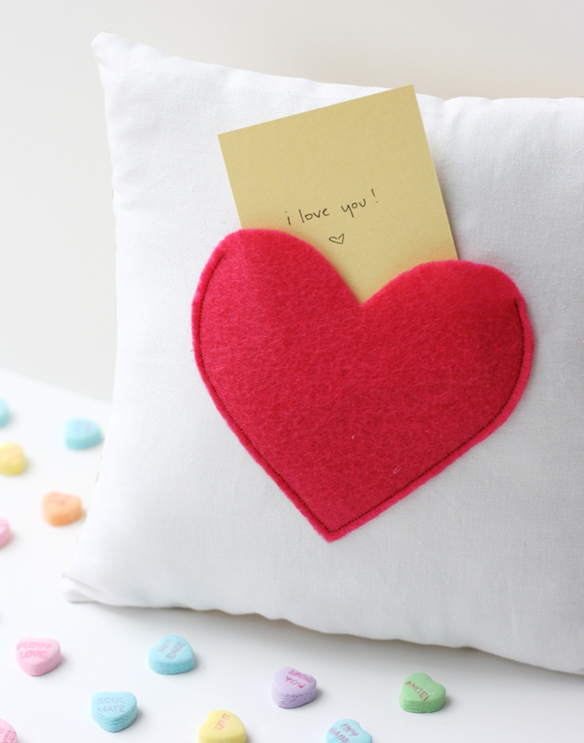 DIY pocket heart pillow