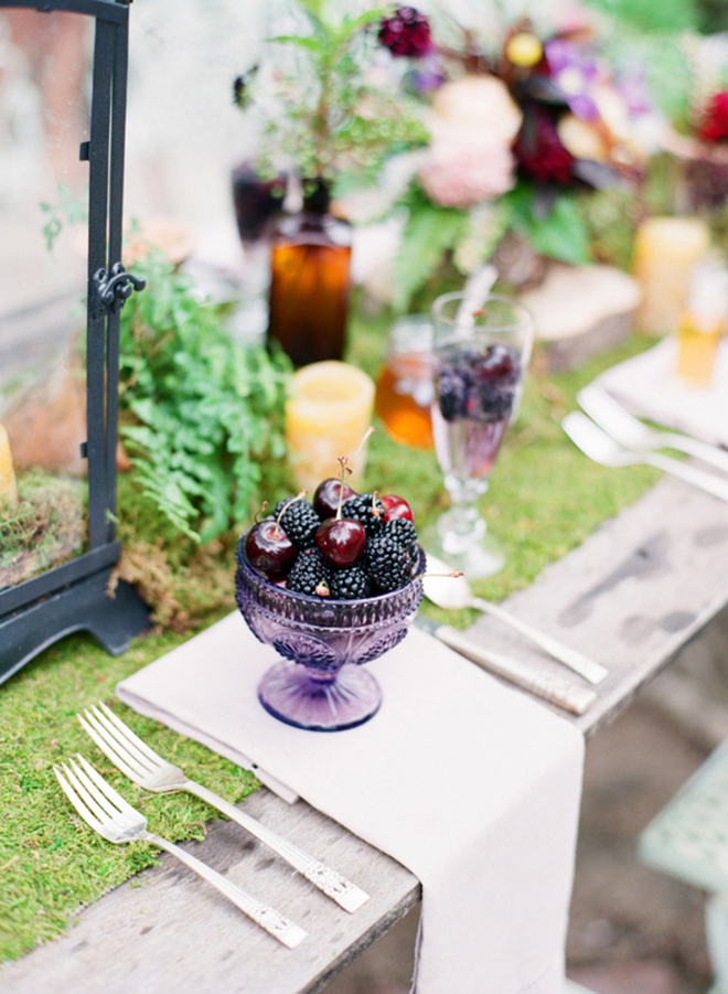Spring table with berries