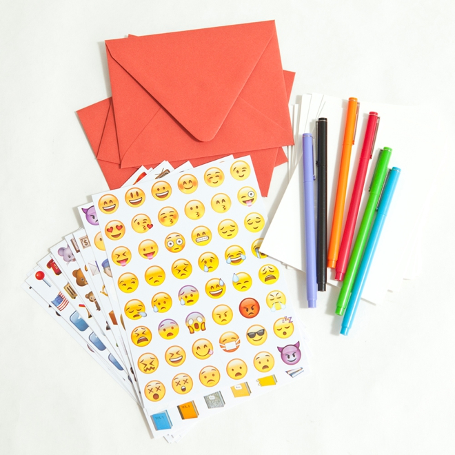 DIY silly and totally cute Emoji wedding cards