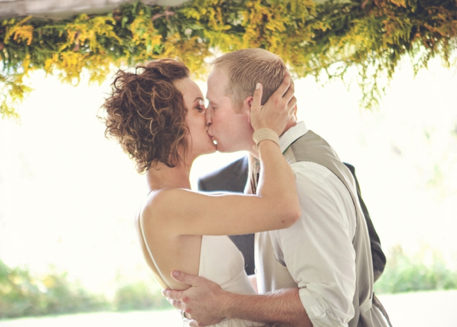 Awesome rustic DIY wedding at a family cabin, must see!