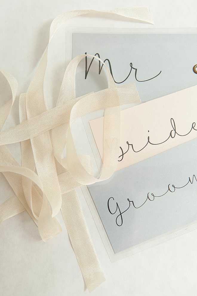 Adorable DIY wedding luggage tags!