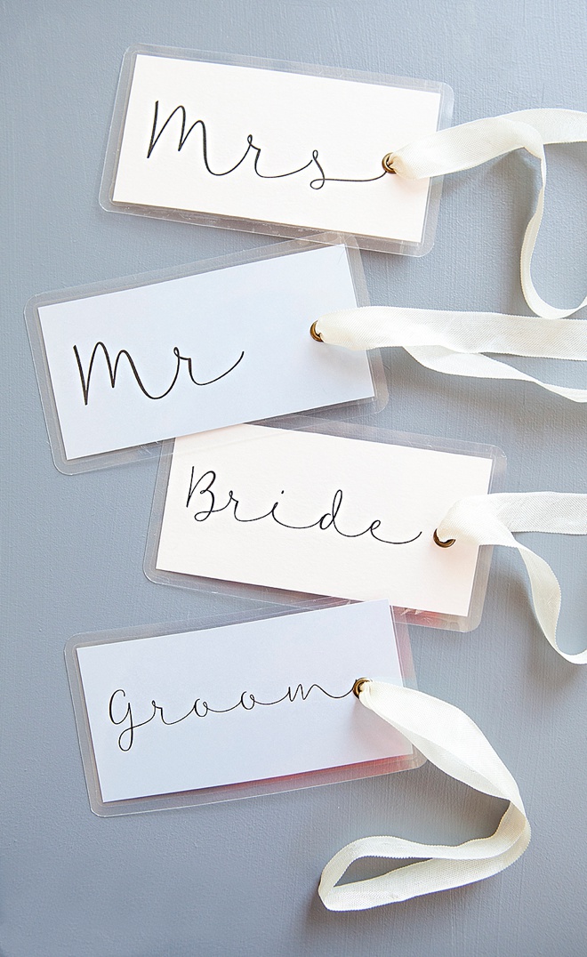 Adorable DIY wedding luggage tags!