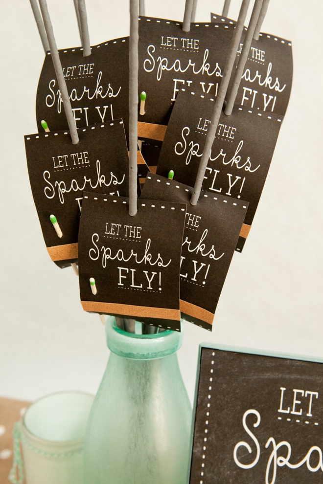 DIY Wedding Sparkler Tag and Sign project, with free printables!