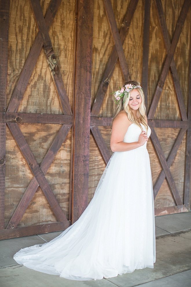 Beautiful, handmade barn wedding on a budget!