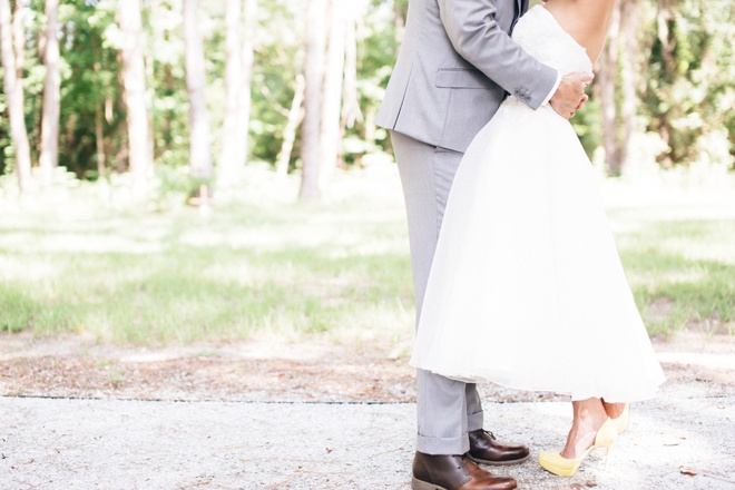 Super sweet, southern wedding with darling yellow details!