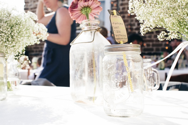 Mason jar favor + seating cards