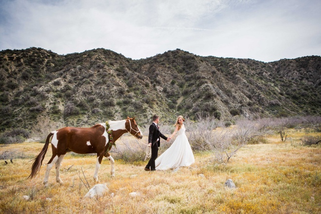 DIY-desert-elopement-wedding-inspiration-Larissa-Bahr-Photography_0042