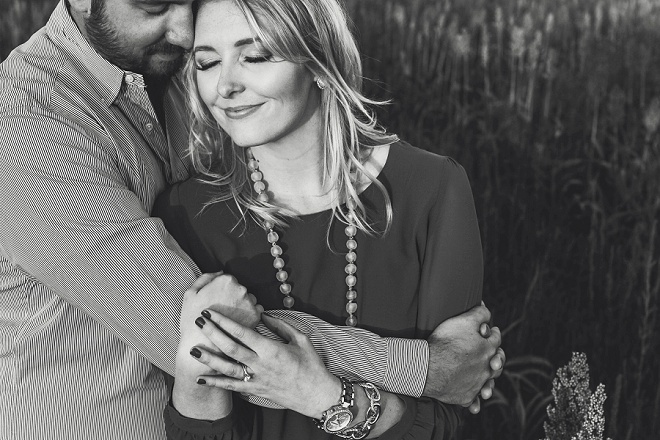 We love this darling engagement session!