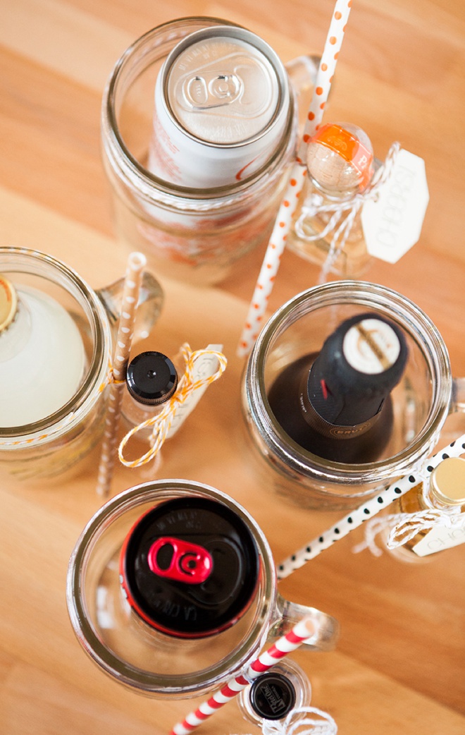 Make These XL Mason Jar Cocktail Gifts!