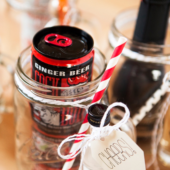 How to make your own mason jar cocktail gifts, best gifts ever!