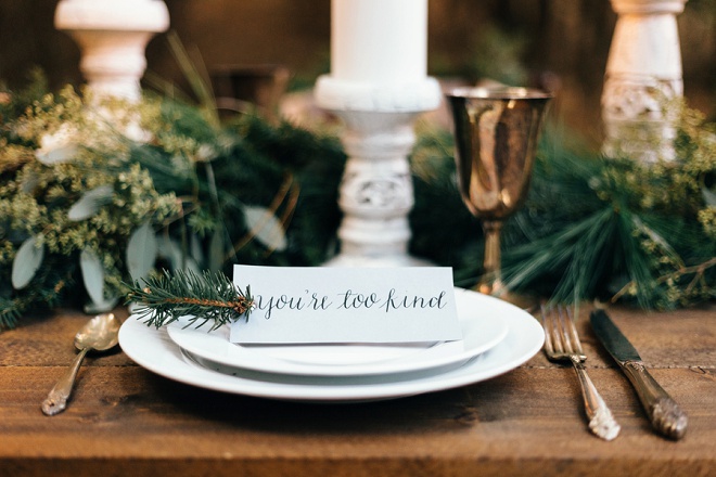 We love this darling cozy holiday place setting!