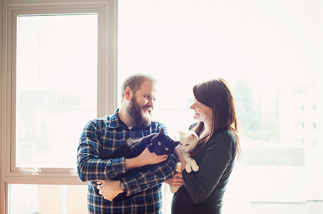 Included your cats in your engagement photos!