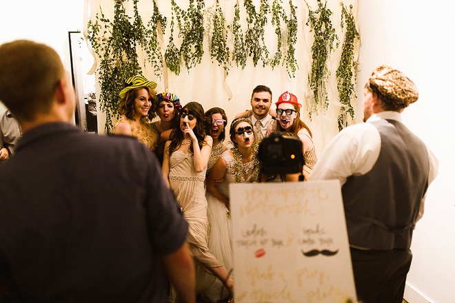 How fun is this DIY wedding photo booth? Love!