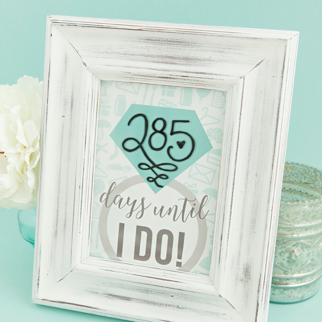 Adorable DIY wedding countdown sign using wet wipe Chalk Ink markers!